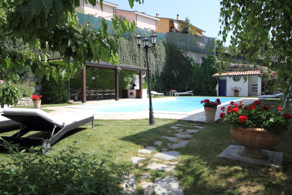B&B Margherita Le Fiabe SantʼAgata Feltria Extérieur photo