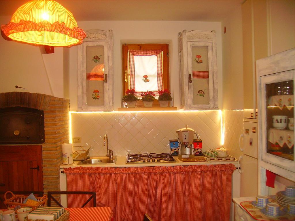 B&B Margherita Le Fiabe SantʼAgata Feltria Extérieur photo